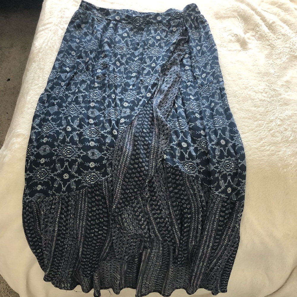 Midi blue/white printed boho skirt